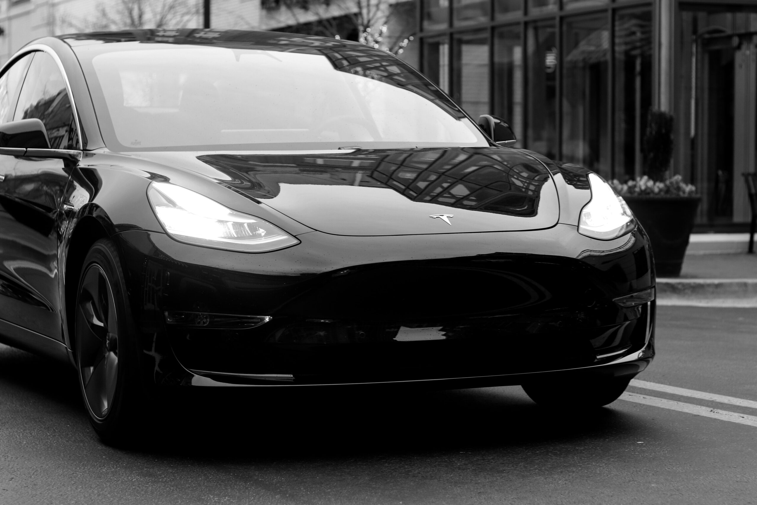 Elon Musk quer permitir que usuários rodem jogos do Steam em carros da Tesla